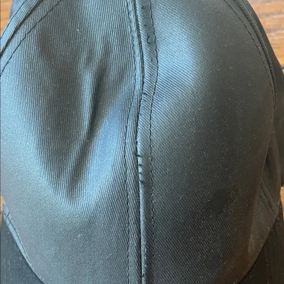 David and Young Black Two Tone Cap NWT - Picture 2 of 7